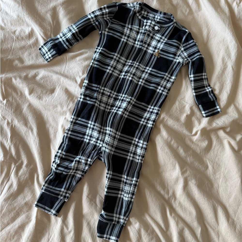 GAP baby Black and White PJ/zip up